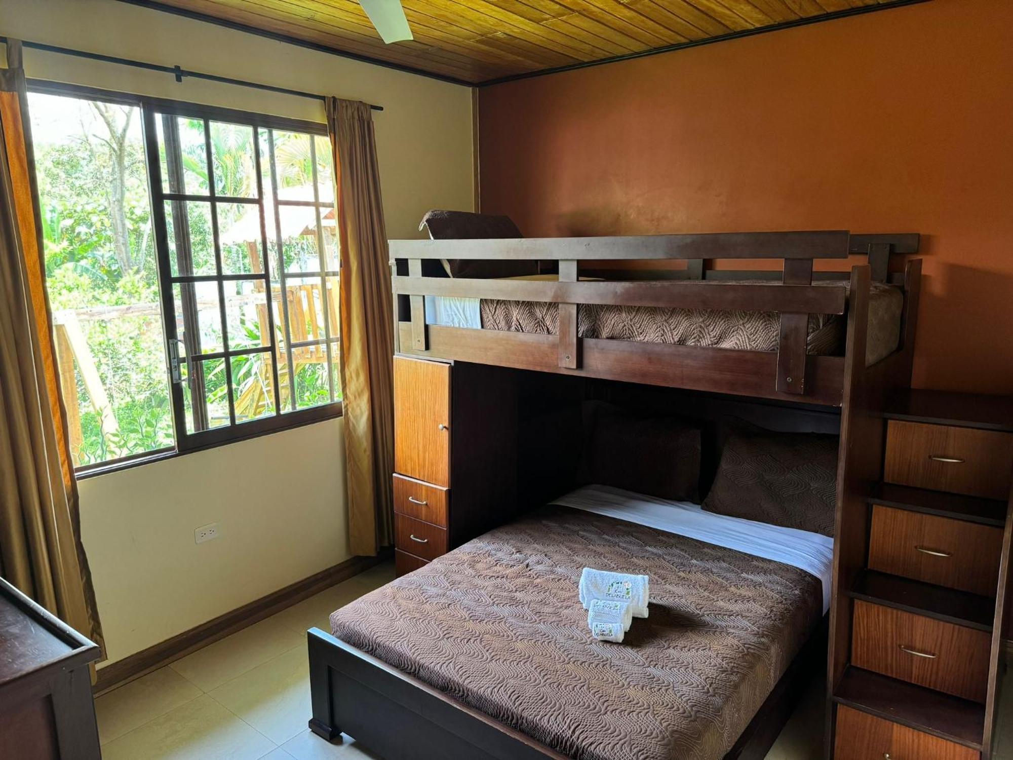 La Casa De La Abuela Villa Sucúa Kültér fotó