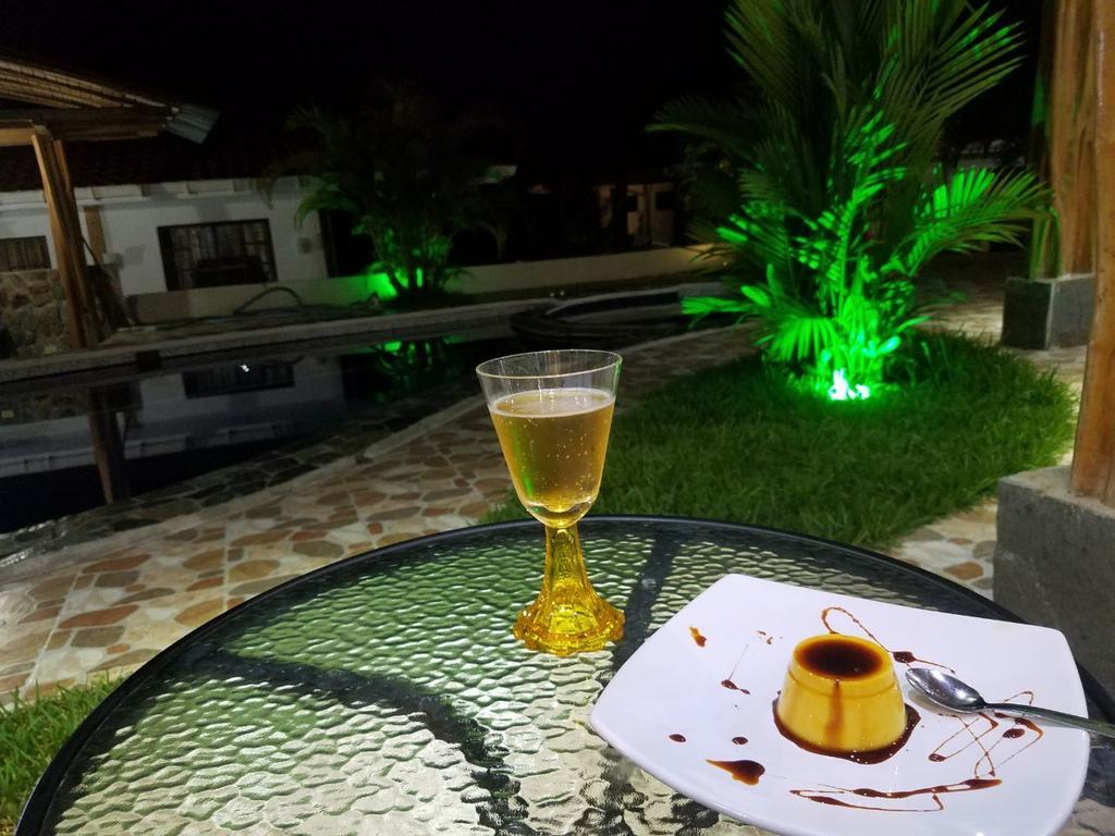 La Casa De La Abuela Villa Sucúa Kültér fotó