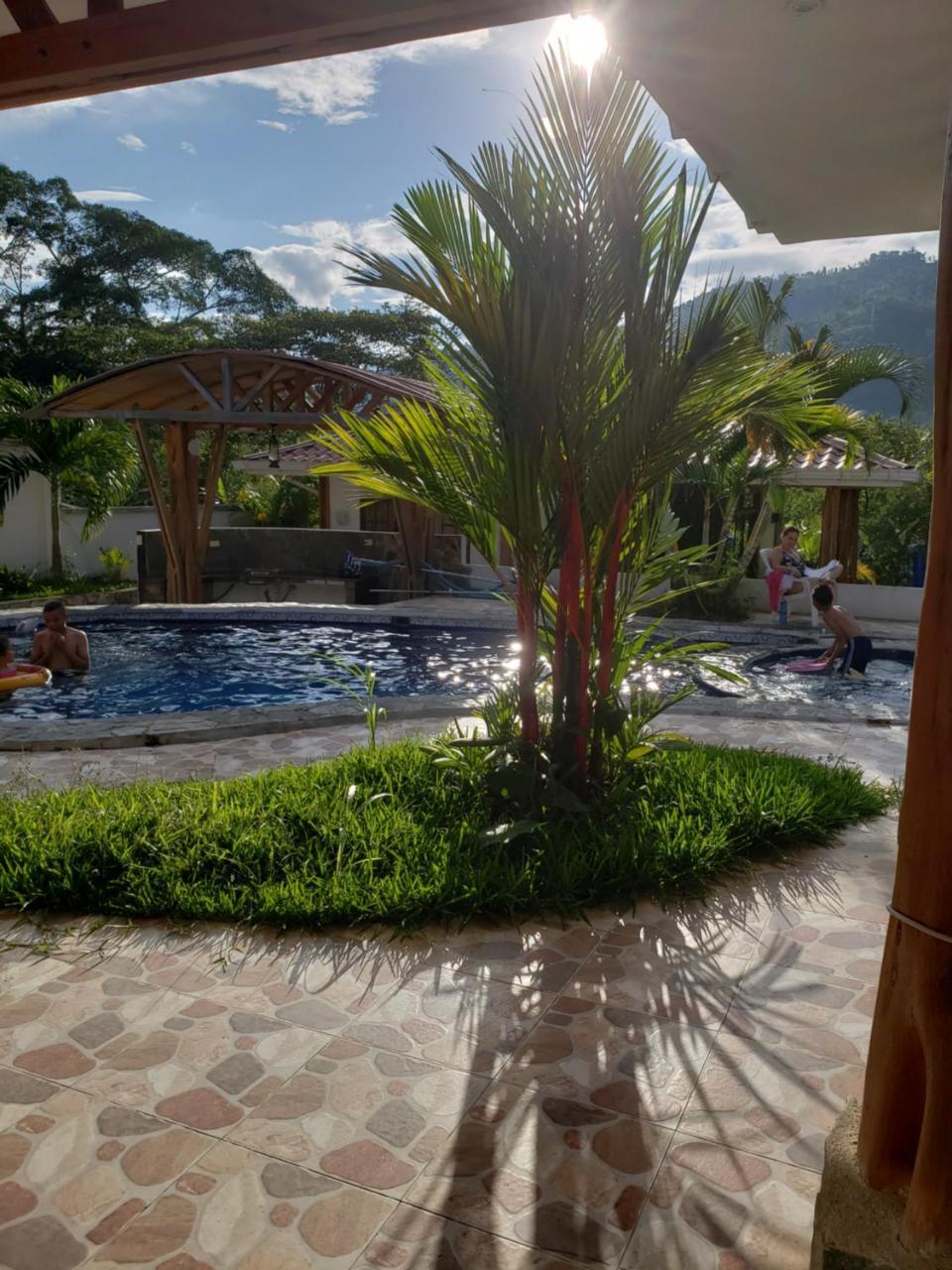 La Casa De La Abuela Villa Sucúa Kültér fotó